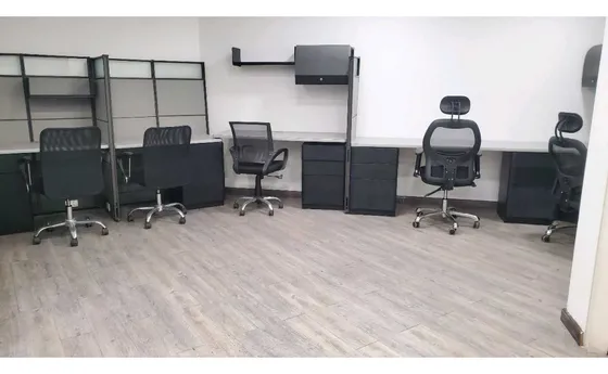 Alquilo Oficina 90m2 El Rosal 3054