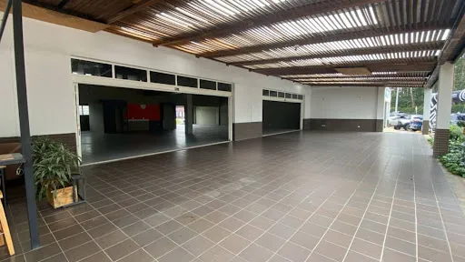 Locales En Arriendo Llanogrande 643-8292193