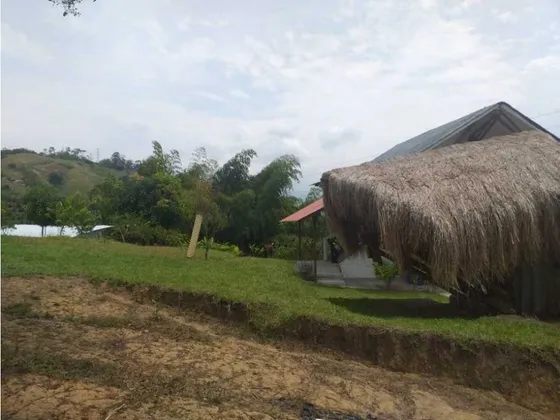 Venta Casa Lote Via Palestina En Curazao