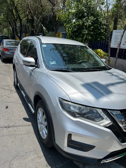 Nissan X-trail 2.5 Advance 2 Row Cvt