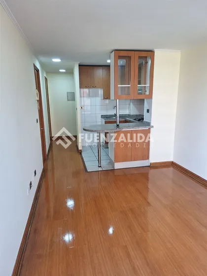 Departamento 1 Dorm,1 Baño, Metro Esc.militar, En Las Condes