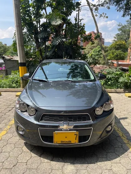 Chevrolet Sonic 1.6 Lt 5 P