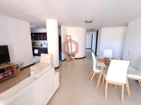 Apartamento En Venta En Medellín - Laureles