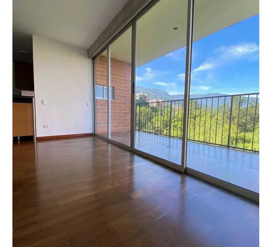 Venta De Apartamento En Poblado, Sector San Lucas, Piso 5, Medellín
