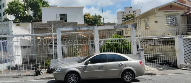 Casa En Venta En Los Palos Grandes Chacao Caracas Angela Tochon