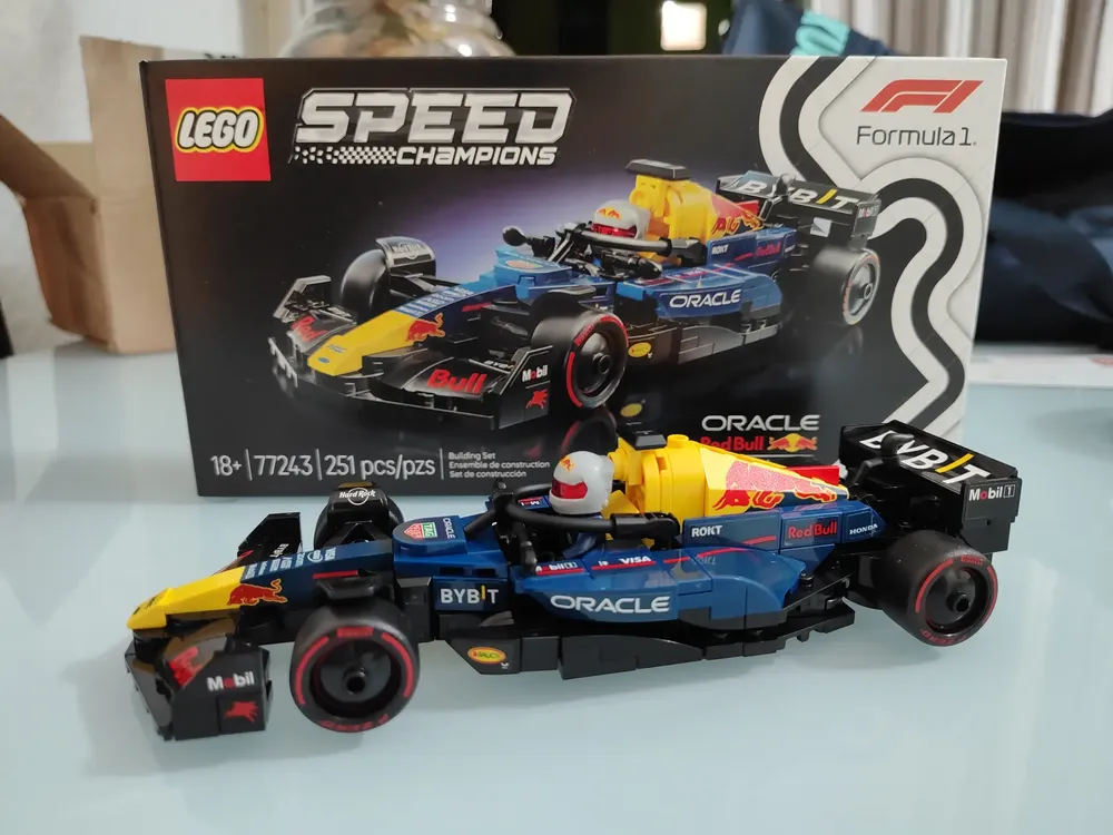Lego Speed Champions 77243 Formula 1 Oracle Red Bull Racing