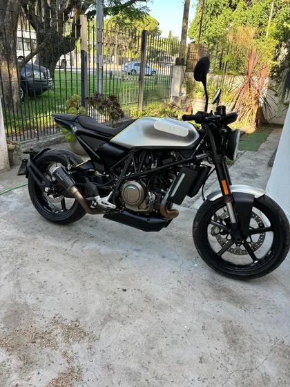 Husqvarna Vitpilen 701 2018 Con 5700 Km Impecable