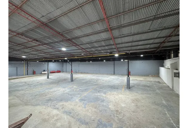 Galpon En Venta En Boleita Sur 1.100 M2