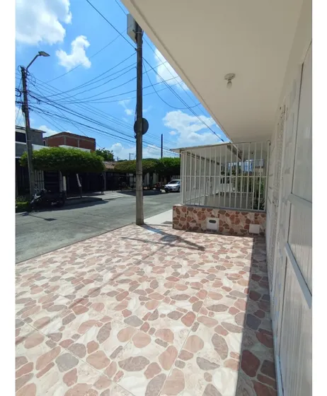 Vendo Casa De 3 Pisos En Santa Ana-palmira