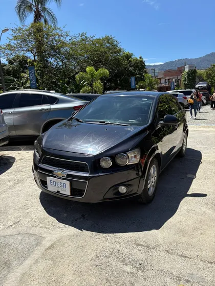 Chevrolet Sonic 1.6 Lt 5 P