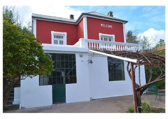 Casona Estilo Inglés En B° Centro, Unquillo