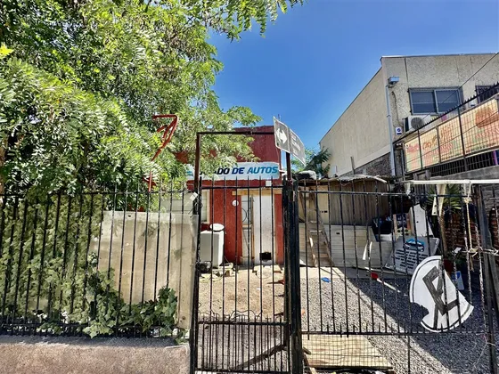 Casa En Venta Tomada 522 M2 En El Bosque