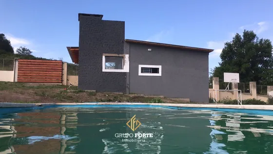 Venta De Casa 2 Dorm Con Pileta, Cosquin, Cba.