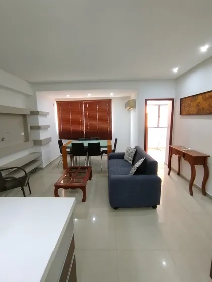 Apartamento En Alquiler En Los Mangos. Res. Jade 