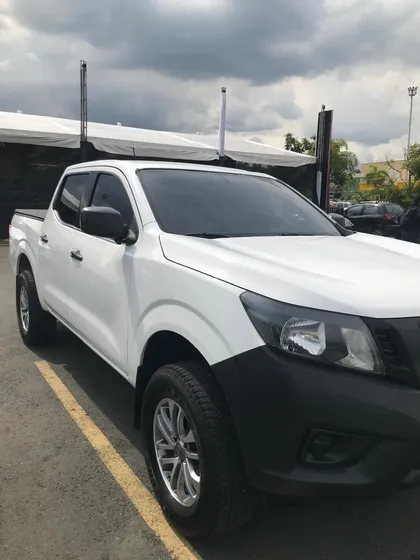 Nissan Np300 Frontier 2.5l