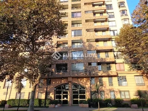 Departamento En Venta De 3 Dorm. En Santiago