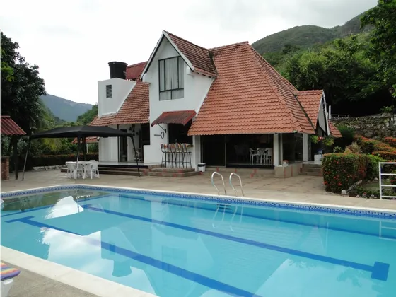 Venta Finca En Melgar 3.000 Mts, Con Vista,  Tolima
