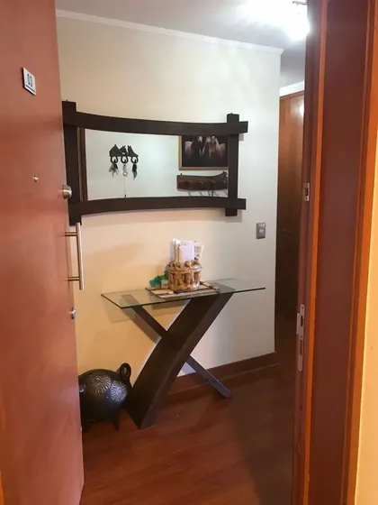 Departamento En Venta De 2 Dorm. En Lo Barnechea
