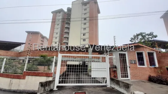 Se Alquila Apartamento En Miravila Kmv
