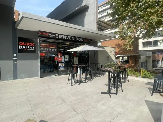 Local En Arriendo En Placa Comercial, 159.46 Mts2 Las Condes