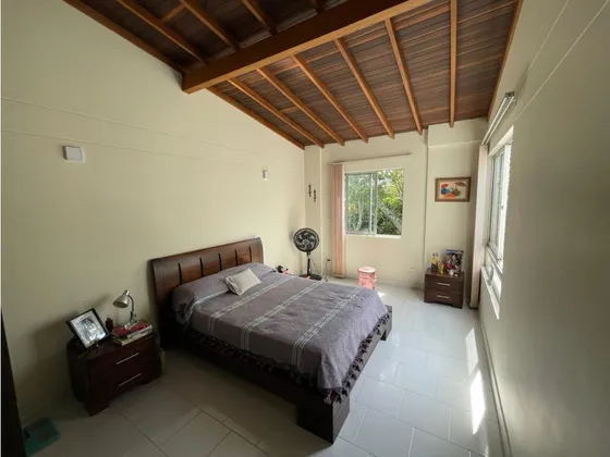 Casa Para La Venta En La Estrella Cerca Del Parque - Antioquia