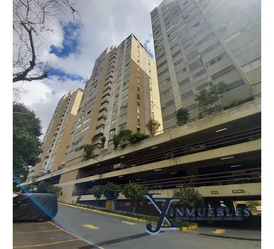 Amplio Penthouse De 254 Tms2, Con Gran Terraza Vista Panorámica, 4 Hab+servicio