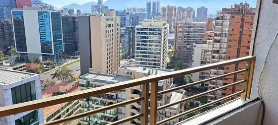 Departamento En Arriendo De 2 Dorm. En Las Condes
