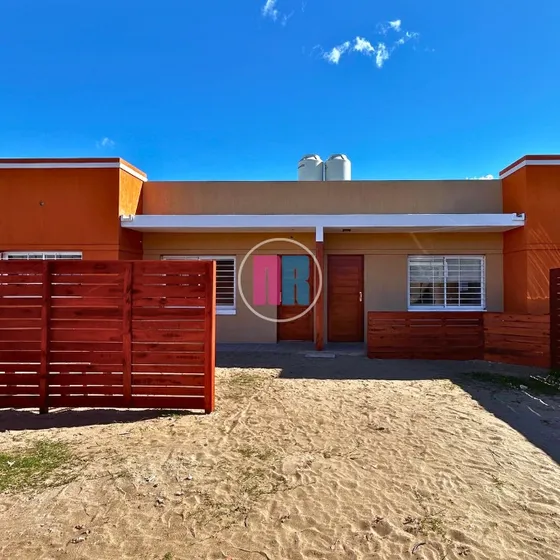 Casa En Lucila Del Mar A Estrenar - Permuta Vehicular - Financiacion. Santiago Del Estero 5240