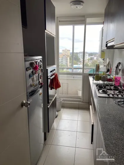 Departamento 2 Dormitorios, 2 Baños, Estacionamiento
