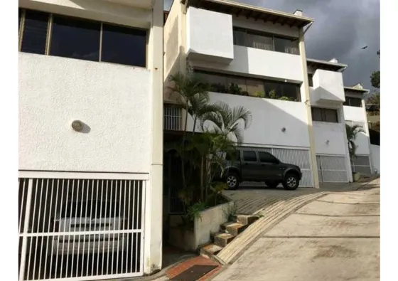 Se Vende Townhouse 293m2 La Tahona 0024