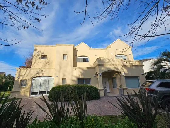 Casa En Alquiler! Canning! Solar Del Bosque, Ezeiza, G.b.a. Zona Sur