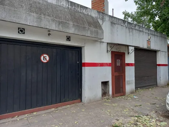Galpón En Venta De 150m2 S/lote 10x15