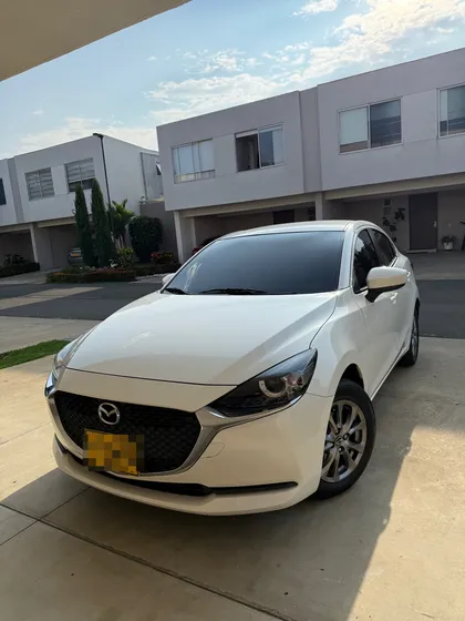 Mazda 2 1.5 Touring Sedan
