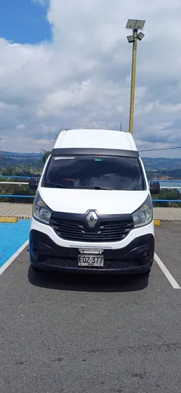 Renault Traffic 11 Pasajeros