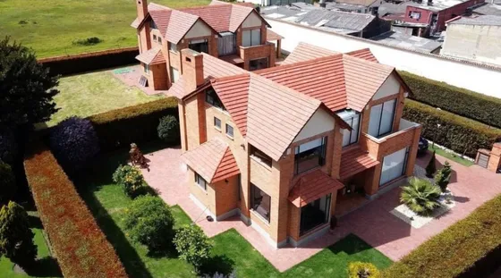 Casa Campestre En Venta En Cajica Cundinamarca, ¡muy Bien Ubicada! 