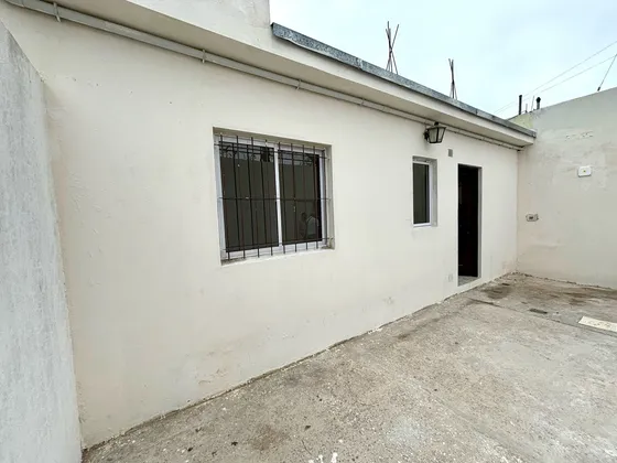 Ph 2 Ambientes Con Gran Patio  Sin Expensas Con Espacio Aereo En Calle Tranquila