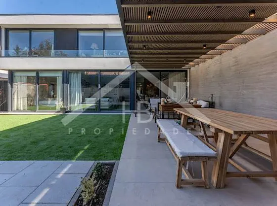 * Casa Mediterránea Nueva En Condominio Camino Mirasol