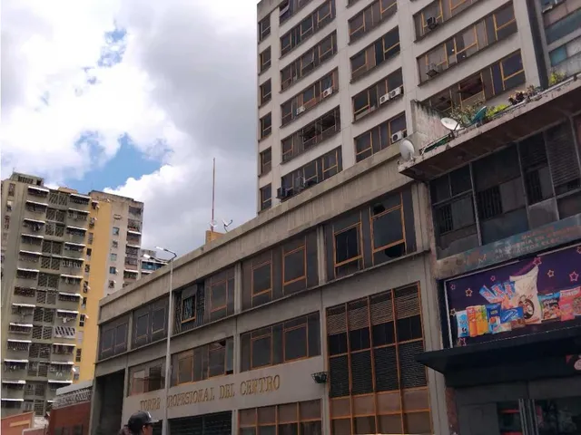 Se Vende Comoda Oficina En El Centro