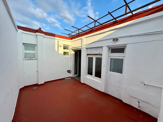 Venta Ph Con Patio En Vicente Lopez Sobre Av Maipu