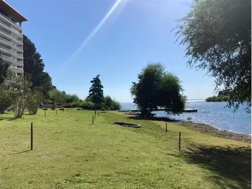 Arriendo Diario Departamento Con Salida A Lago. Pucón