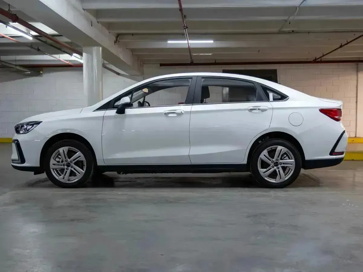 BAIC Eu5 0.0 Eu5557546332226201604