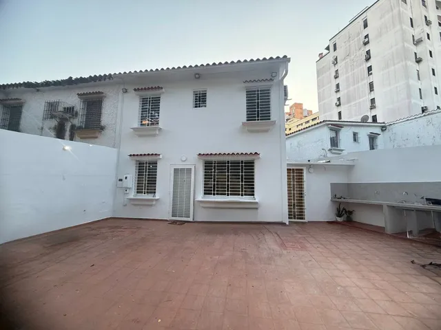 Venta Hermosa Casa En Conjunto Cerrado Sabana Larga