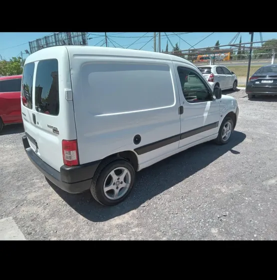 Peugeot Partner 1.4 Furgon Presence Aa