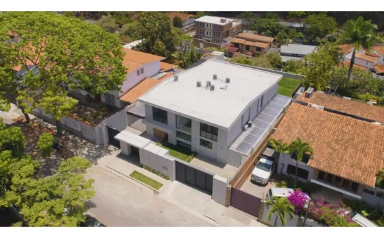 Se Vende Casa 721m² 5h+2s/8b+2s/5e Caurimare