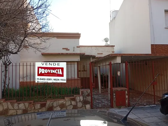 Casa En Venta Castelar Norte