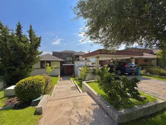 Casa En Venta De 6 Dorm. San Carlos De Apoquindo