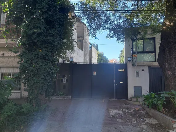 Ph En Venta Con Jardín Y Pileta En Acassuso