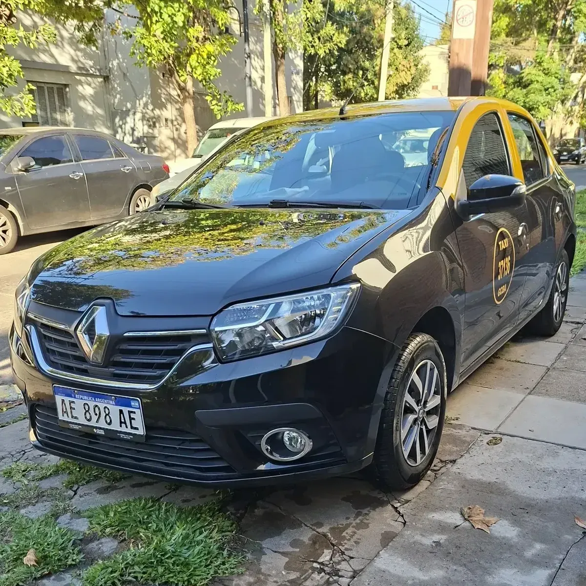 Renault Logan 1.6 16v Intense