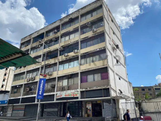 En Av Casanova, Sabana Grande,consultorio Odontologico En Venta