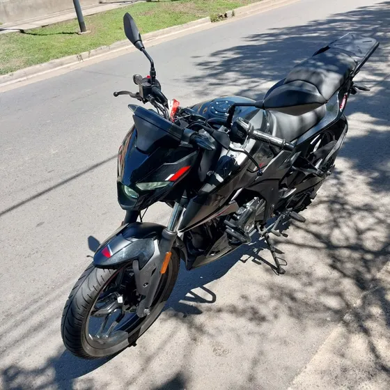 Bajaj Rouser N 250 Duke -  Particular - Liquido - 